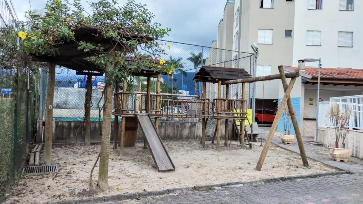 Apartamento Com Piscina Churrasqueira Em Ubatuba Apartment Exterior photo