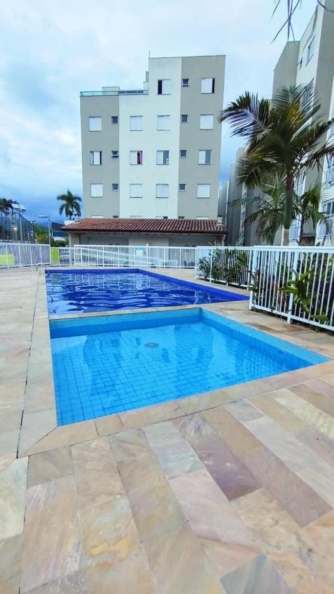 Apartamento Com Piscina Churrasqueira Em Ubatuba Apartment Exterior photo